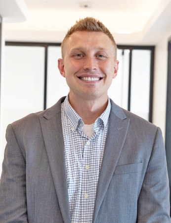 Greenwood Village dentist Dr. Thurston