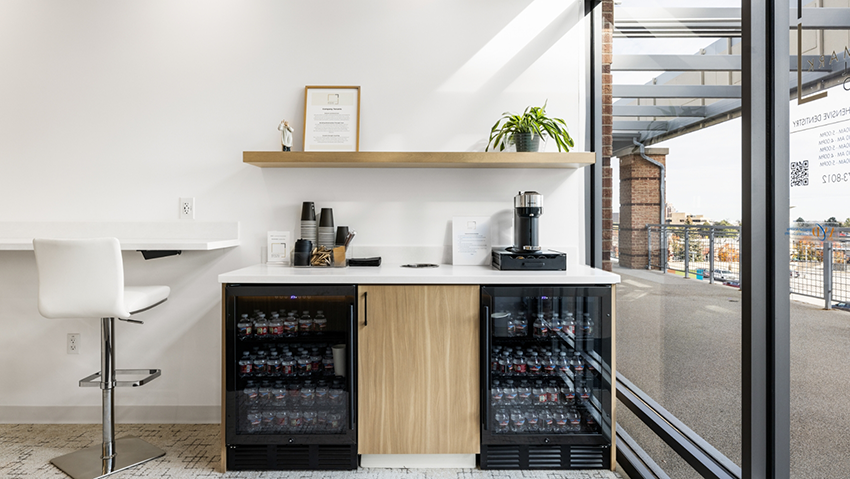 Front view of dentla treatment chair